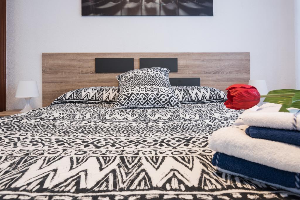 Apartamento Segalerva Centro Малага Экстерьер фото